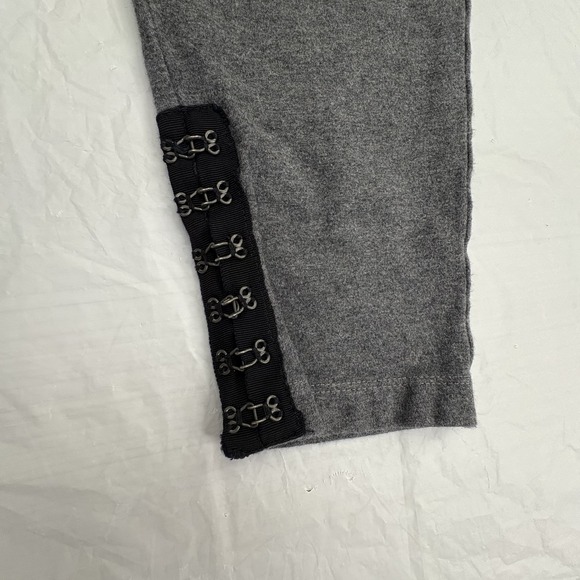 Ann Taylor LOFT womens leggings loungewear, size Large,‎ hooks at ankles, capri - Picture 2 of 6